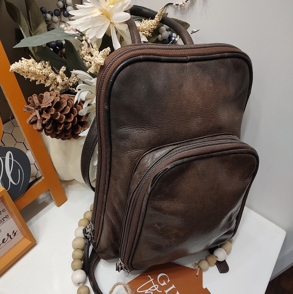 🍂 Vintage UC Osgoode Marley Brand Genuine Smooth Leather Mini Backpack Purse - Picture 7 of 16